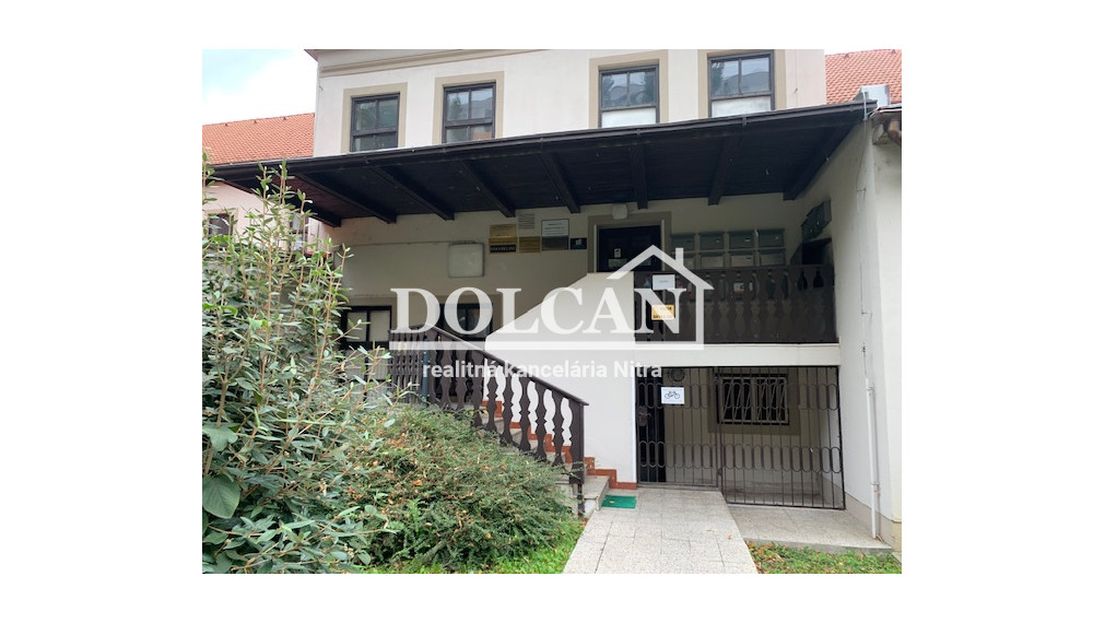 Na prenájom kancelársky priestor 47 m², Nitra centrum