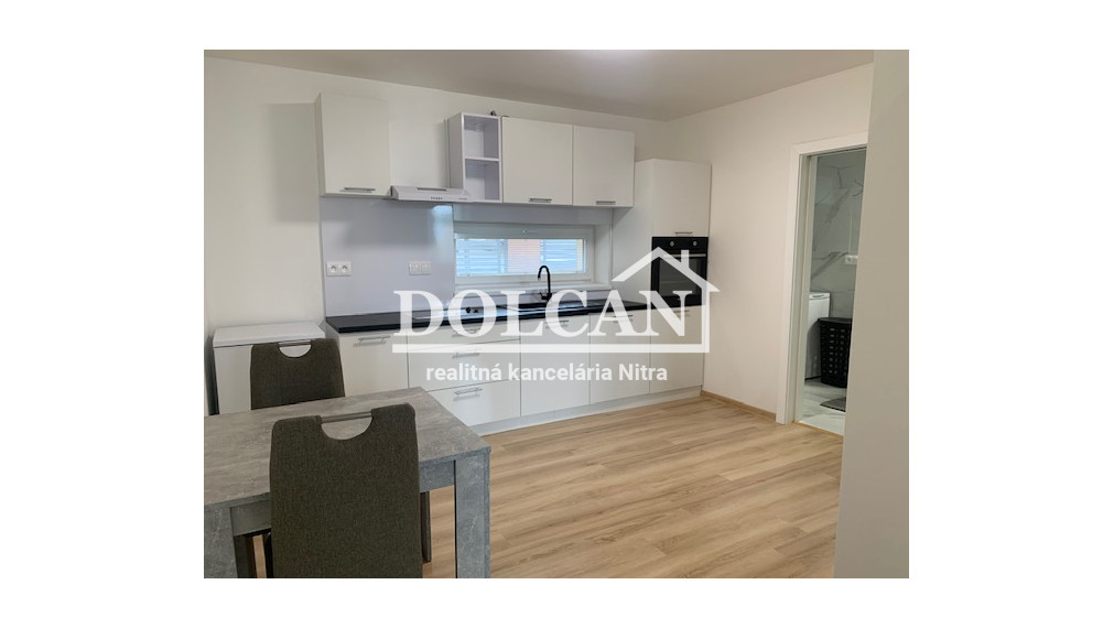 NA PRENÁJOM zariadený 1-izb.byt v novostavbe RD, Nitra, Čermáň