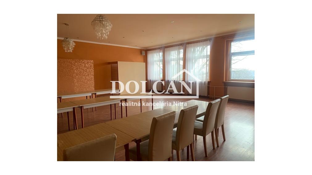 Na prenájom viacúčelový priestor v uzavretom areáli Nitra, Chrenová