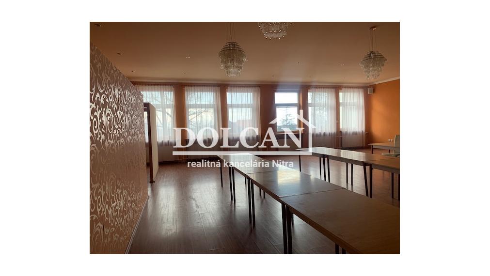 Na prenájom viacúčelový priestor v uzavretom areáli Nitra, Chrenová