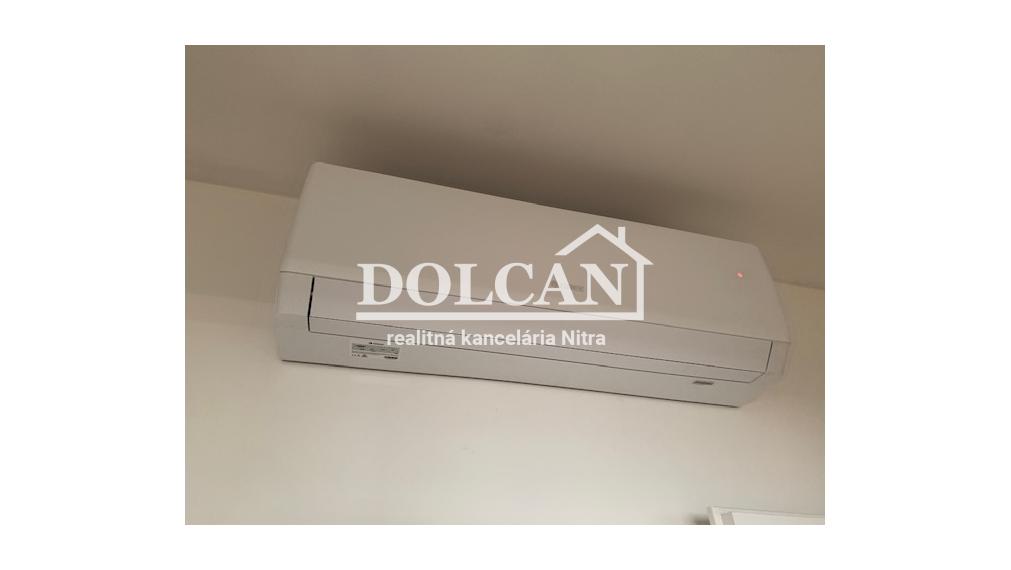 Na prenájom nezariadený 2-izb.byt s možnosťou parkovania, Nitra, centrum