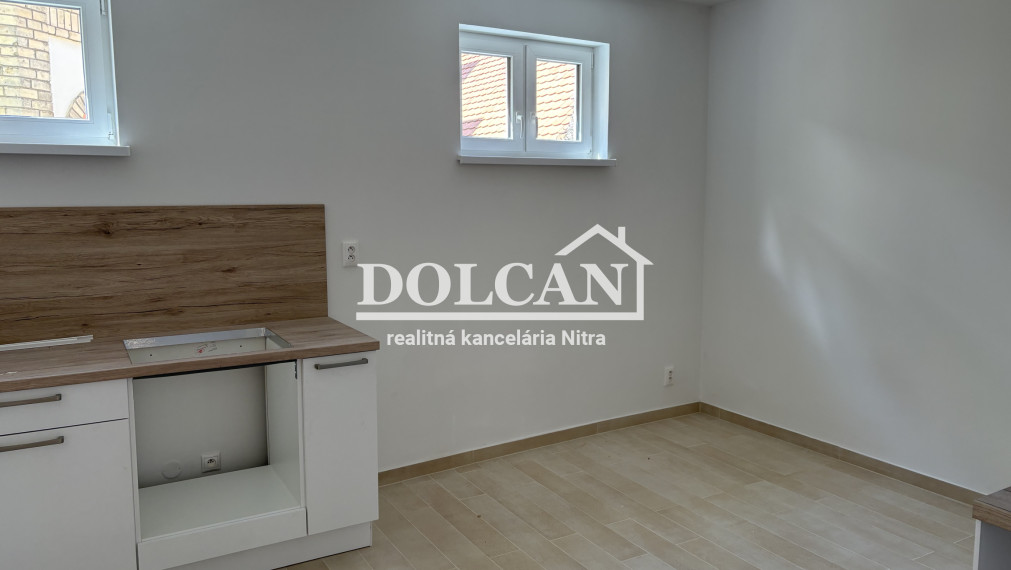 Na prenájom zariadený 2-izb.byt, Nitra, centrum