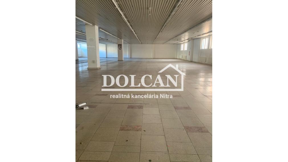 Viacúčelové priestory, pešia zóna od 690 - 1340 m2, Nitra