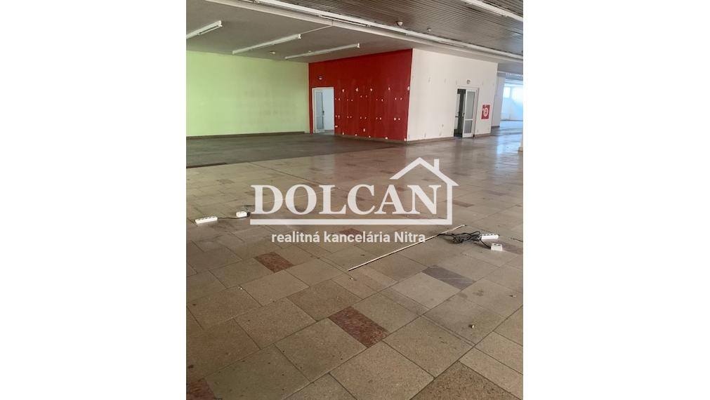 Viacúčelové priestory, pešia zóna od 690 - 1340 m2, Nitra