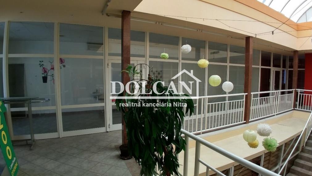 RK DOLCAN dá do prenájmu kanceláriu 17 m2 v Nitre, centrum
