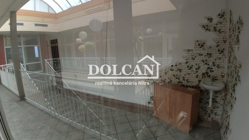 RK DOLCAN dá do prenájmu obchodný priestor 30 m2 v Nitre, centrum