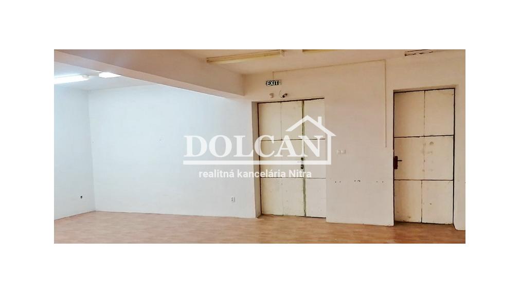 Na prenájom sklad s kanceláriami , Nitra, Dolné Krškany
