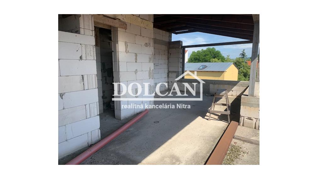 EXKLIZÍVNE polyfunkčný objekt/dom v centre Nitry