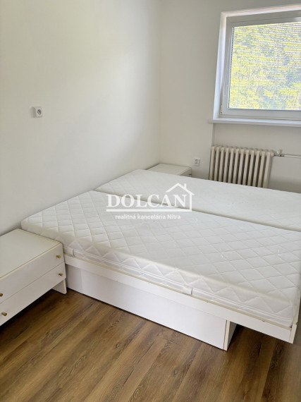 Na prenájom 3-izb.byt s parkovaním, Nitra, širšie centrum