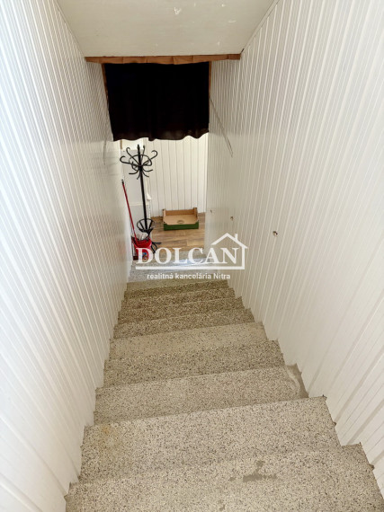 Na prenájom 3-izb.byt s parkovaním, Nitra, širšie centrum