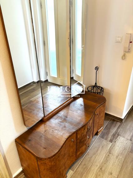 Na prenájom úžasný staromestský 2-izb.byt s parkovacím miestom, Nitra, centrum