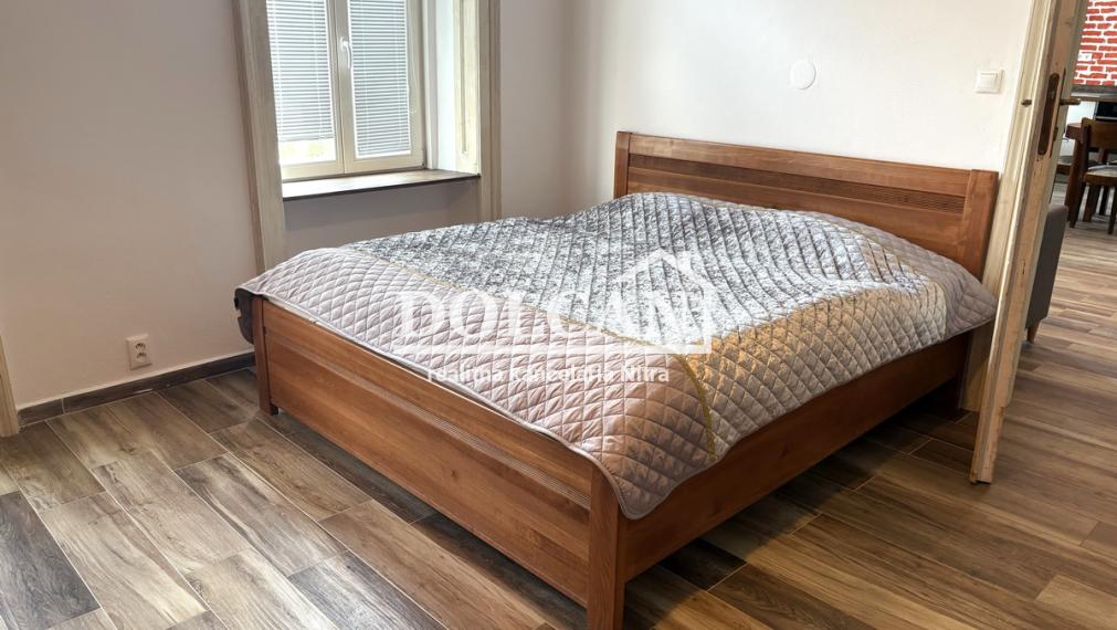 Na predaj úžasný staromestský 2-izb.byt, Nitra, priame centrum