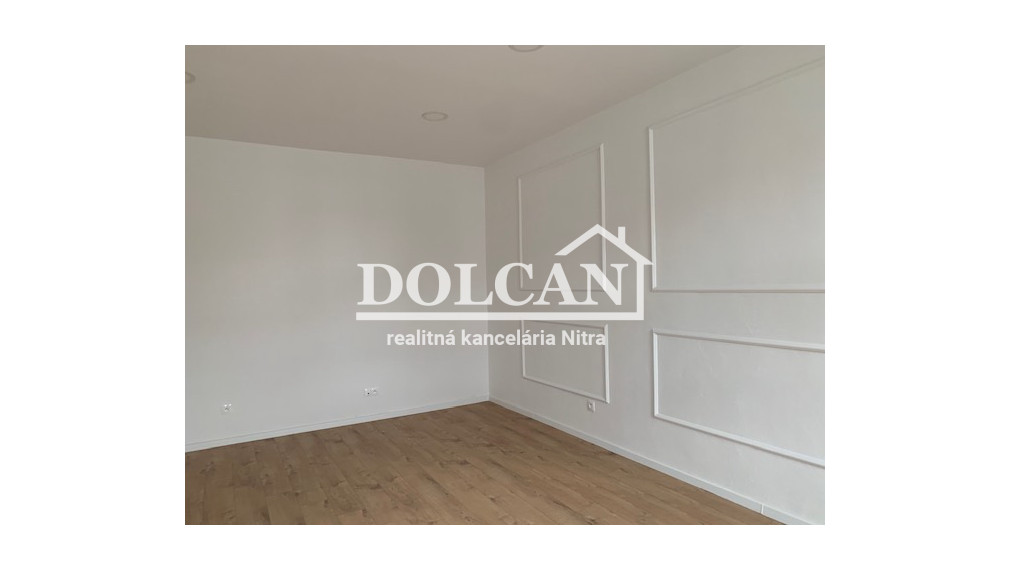 Na prenájom reprezentatívny kancelársky priestor 58 m², Nitra centrum