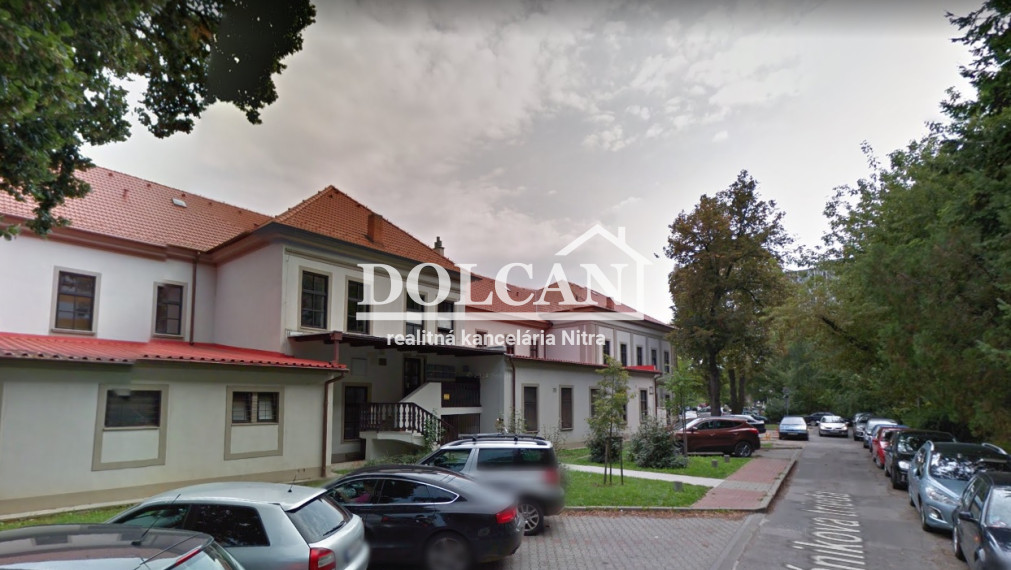 Na prenájom reprezentatívny kancelársky priestor 58 m², Nitra centrum