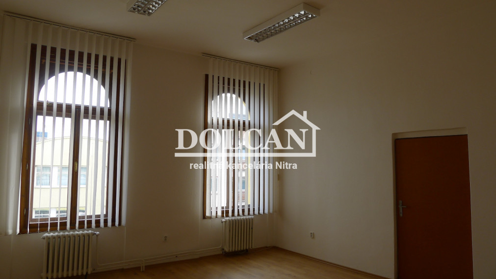 Kancelársky priestor v historickej budove na pešej zóne