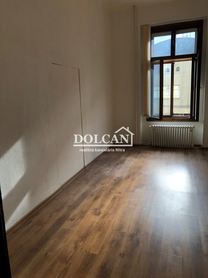 Kancelársky priestor v historickej budove na pešej zóne