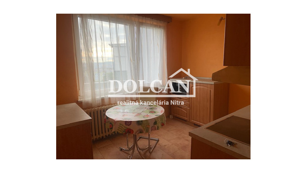 NA PRENÁJOM zariadený 1-izb.byt v super lokalite , Nitra, Chrenová