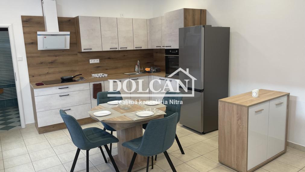 Na prenájom novo zariadený 2-izb.byt, Nitra centrum, Kupecká