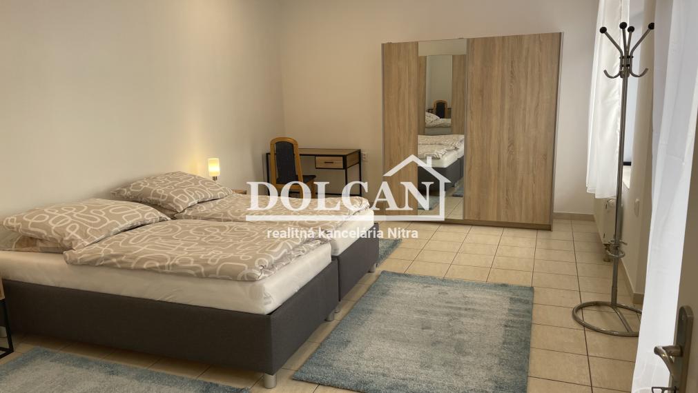 Na prenájom novo zariadený 2-izb.byt, Nitra centrum, Kupecká