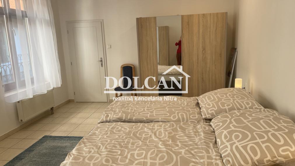 Na prenájom novo zariadený 2-izb.byt, Nitra centrum, Kupecká