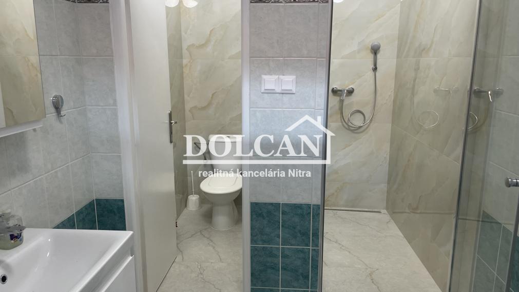 Na prenájom novo zariadený 2-izb.byt, Nitra centrum, Kupecká