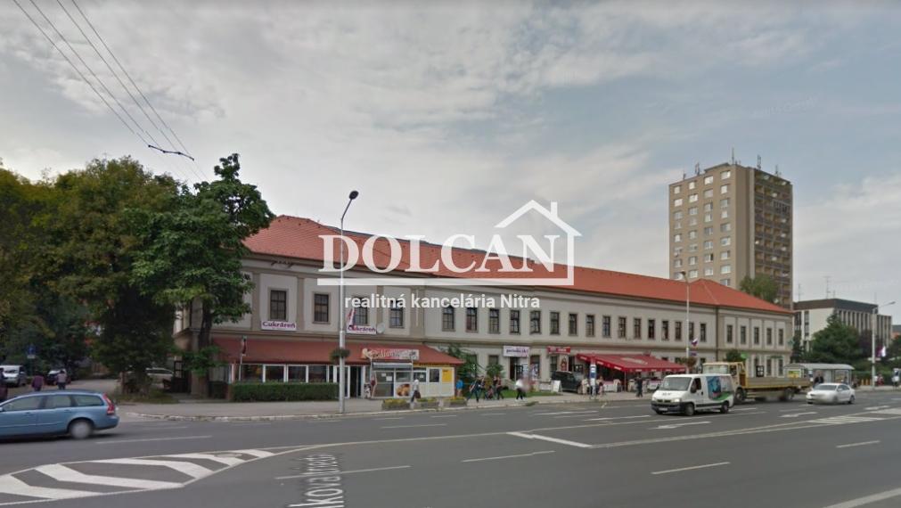 Na prenájom 2 kancelárie v centre, blízko mestského úradu, Nitra