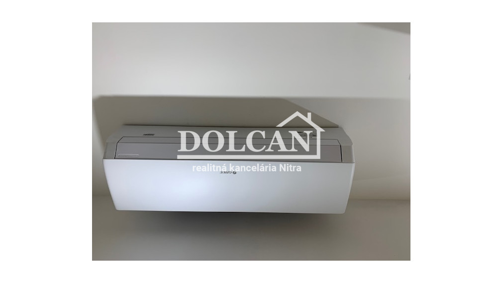 Na prenájom zariadený 2-izb.byt s parkovaním, Nitra, centrum