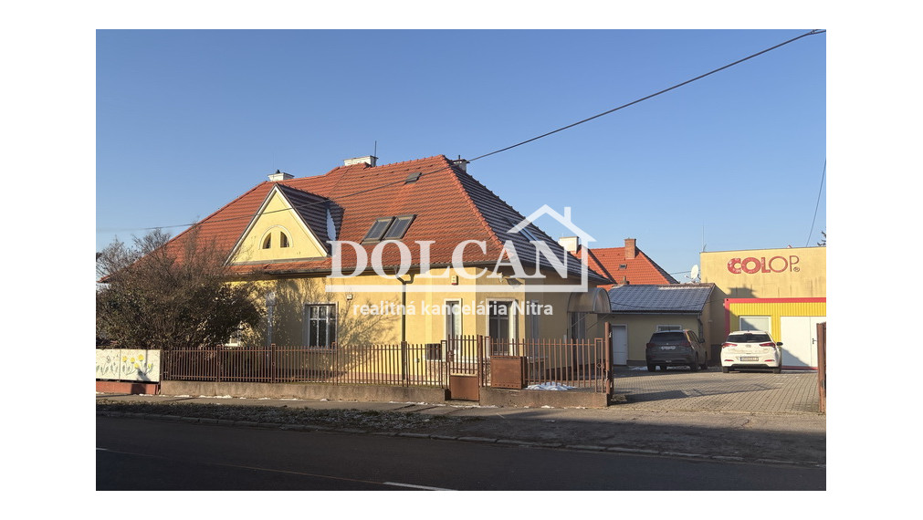 EXKLUZÍVNE IBA U NÁS dom vhodný na podnikanie časť Zobora, Nitra