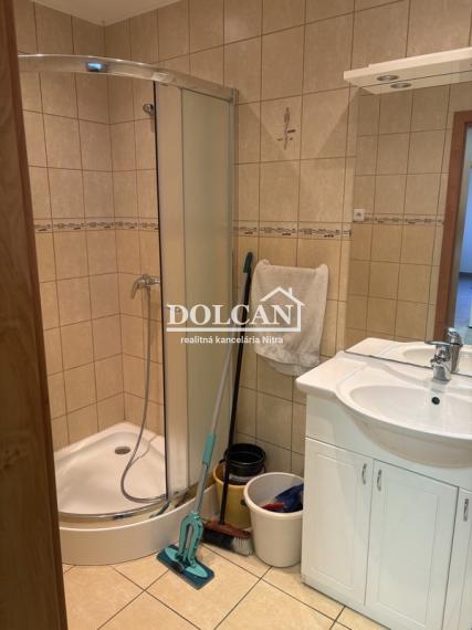 EXKLUZÍVNE IBA U NÁS dom vhodný na podnikanie časť Zobora, Nitra