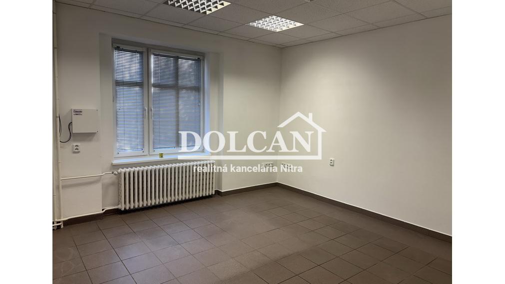 EXKLUZÍVNE IBA U NÁS dom vhodný na podnikanie časť Zobora, Nitra