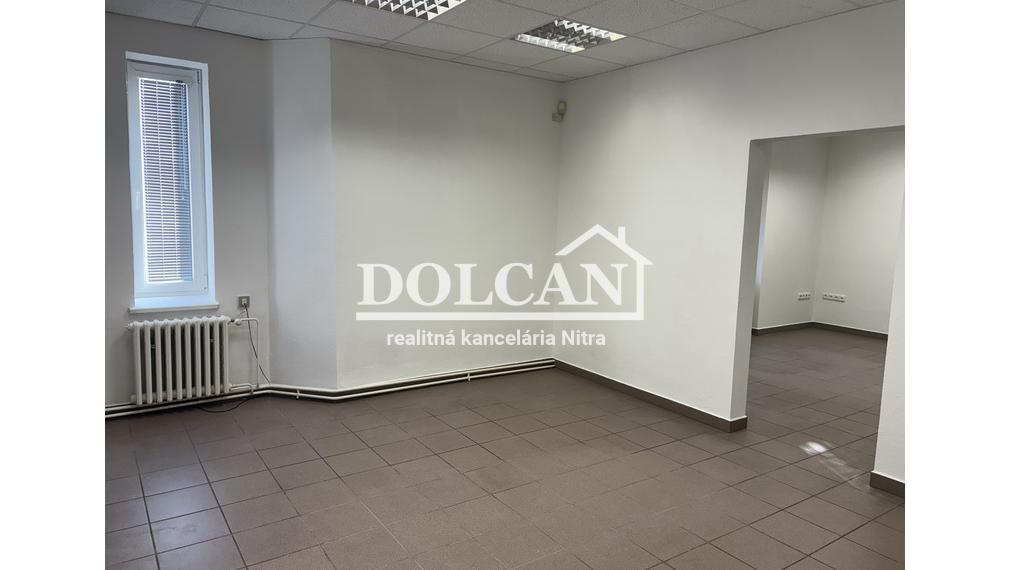 EXKLUZÍVNE IBA U NÁS dom vhodný na podnikanie časť Zobora, Nitra