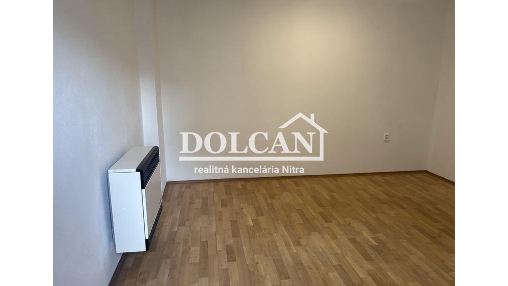 EXKLUZÍVNE IBA U NÁS dom vhodný na podnikanie časť Zobora, Nitra