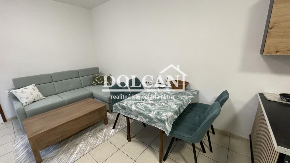 Na prenájom novo zariadený 2,5-izb.byt, Nitra centrum, Kupecká