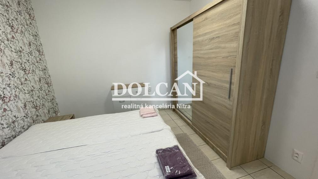 Na prenájom novo zariadený 2,5-izb.byt, Nitra centrum, Kupecká