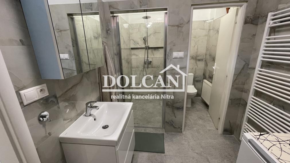 Na prenájom novo zariadený 2,5-izb.byt, Nitra centrum, Kupecká