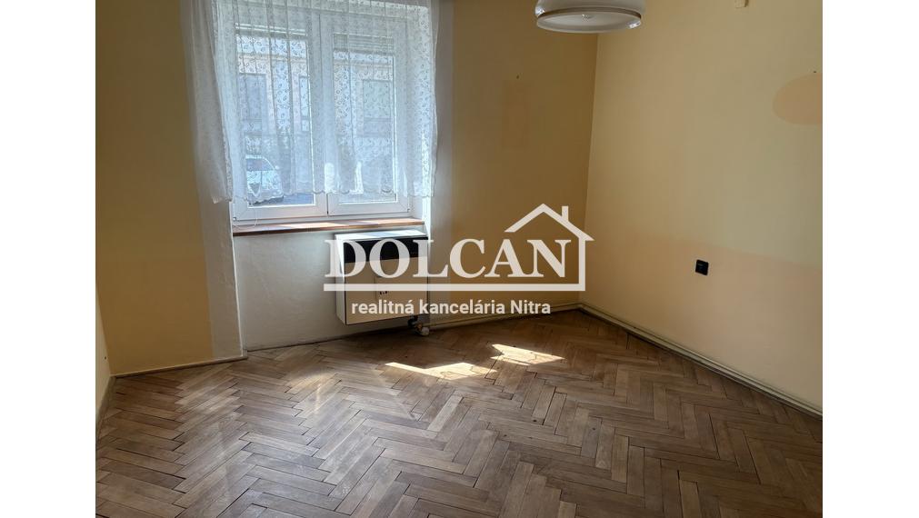 Tehlový 2-izb.byt  v obľúbenej lokalite staré mesto - časť Kalvária, Nitra