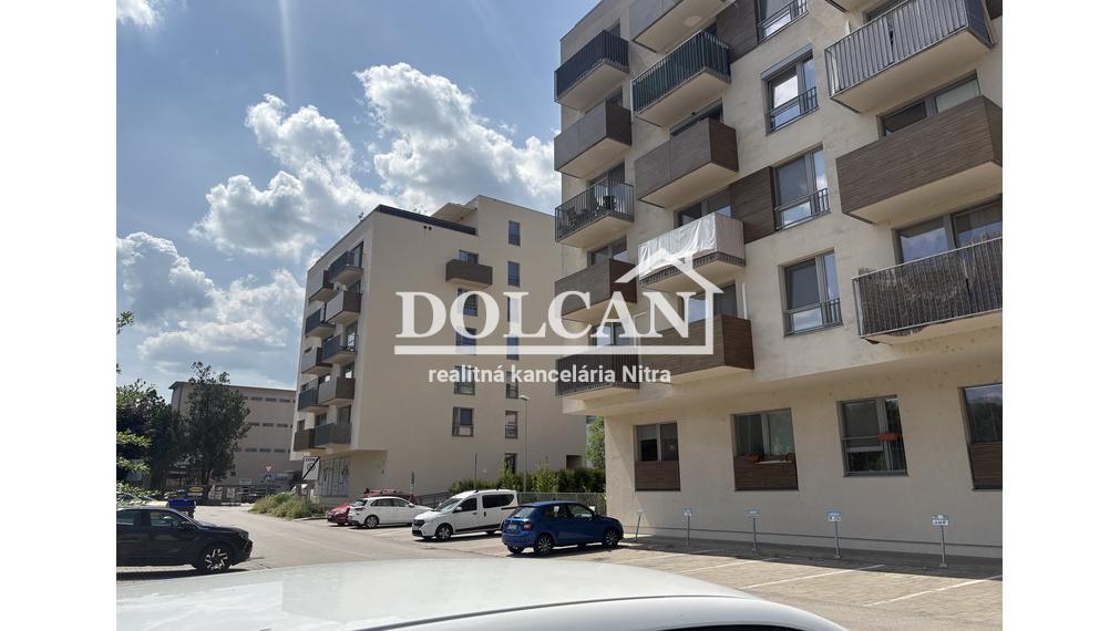 Zariadený 2 izb.byt s parkovacím miestom Nitra, Pivovarská ul.