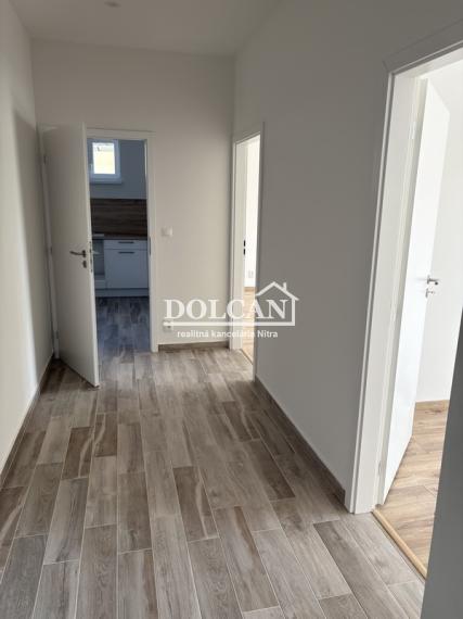 Na prenájom nezariadený 2-izb.byt, Nitra, centrum