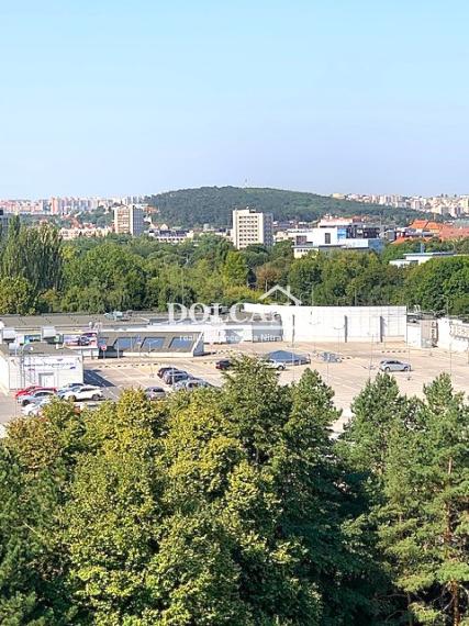 Na prenájom veľká garsónka s balkónom na Chrenovej, Nitra