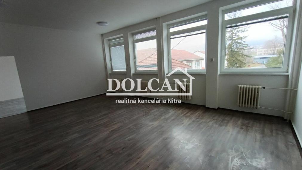 Kancelárie na prenájom rôznych výmer Nitra, Chrenová