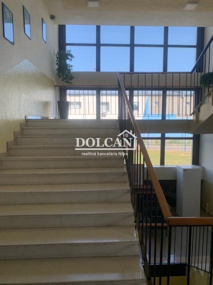 Na prenájom kancelárie rôznych výmer 19-55 m2, Nitra, Pražská ulica