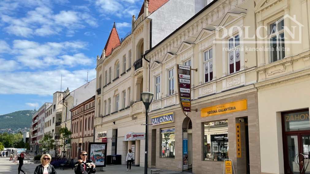 Polyfunkčná budova centrum Nitra na predaj