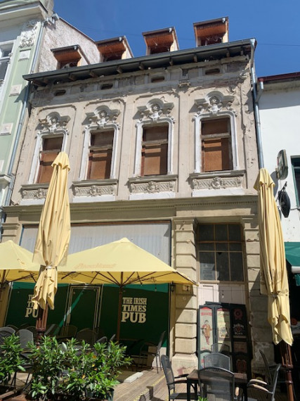 EXKLIZÍVNE polyfunkčný objekt/dom v centre Nitry