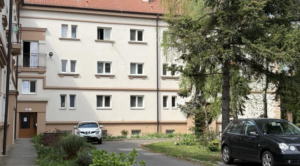 Tehlový 2-izb.byt  v obľúbenej lokalite staré mesto - časť Kalvária, Nitra