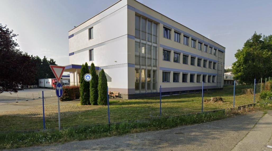 Na prenájom kancelárie rôznych výmer 19-55 m2, Nitra, Pražská ulica