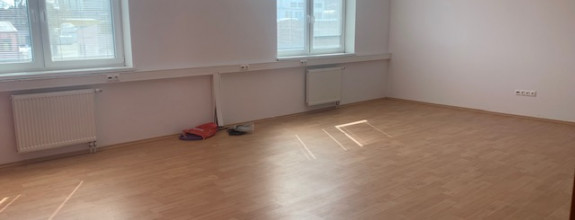 RK DOLCAN dá do prenájmu dvojkanceláriu 41m2 s parkovaním, Nitra