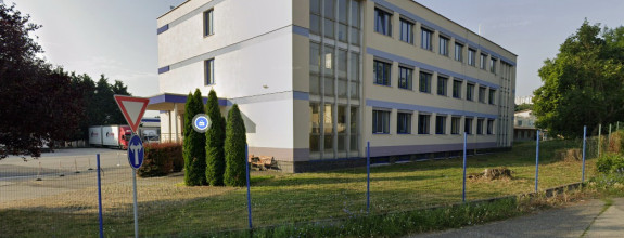 Na prenájom kancelárie rôznych výmer 19-55 m2, Nitra, Pražská ulica