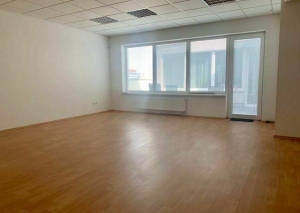 Kancelárie na prenájom v polyf.objekte, od 214 do 465eur