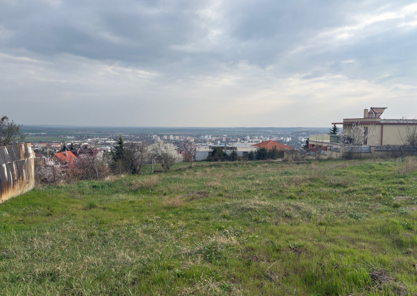Stavebný pozemok s krásnym výhľadom Nitra, Zobor