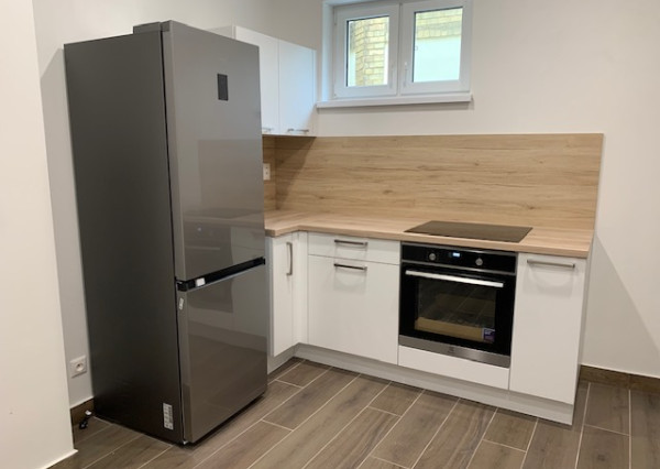 Na prenájom zariadený 2-izb.byt, Nitra, centrum